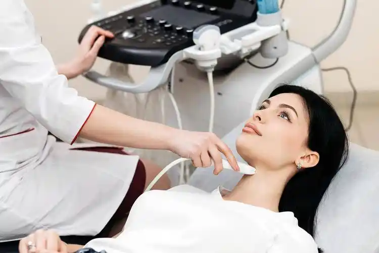 甲状腺囊实性结节怎么治疗